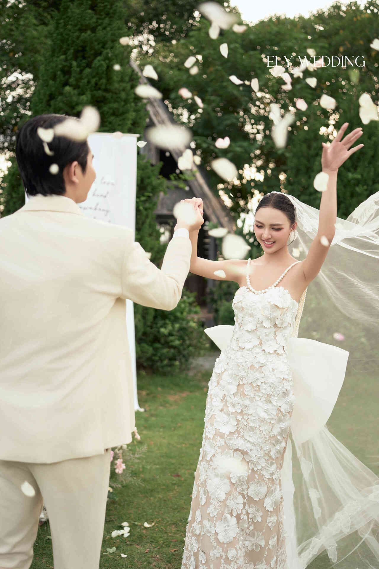 Những lưu ý khi chụp ảnh cưới tự nhiên ? 1 chụp ảnh cưới tự nhiên