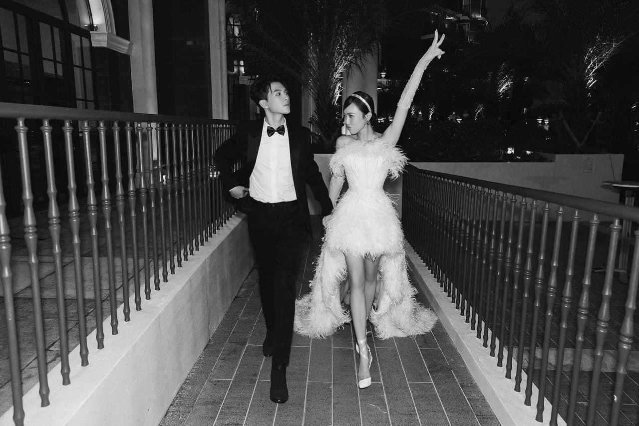 Phong Cách Ảnh Cưới Đen Trắng: Tôn Vinh Cảm Xúc Qua Sắc Độ 3 phong cach anh cuoi den trang 3